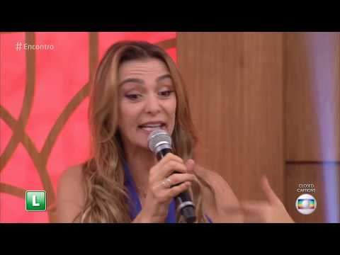 Encontro com Fátima Bernardes 21/12/2018 - Jovem canadense chama atenção ao traduzir show para o pai