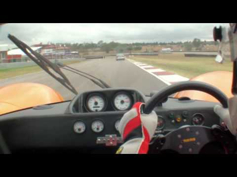 download lagu mp3 mp4 Ultima Racing, download lagu Ultima Racing gratis, unduh video klip Ultima Racing