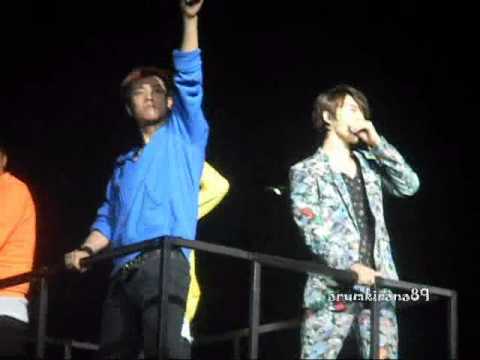 [FANCAM] 120922 Oppa Oppa - Donghae Focus at SMTOWN Jakarta