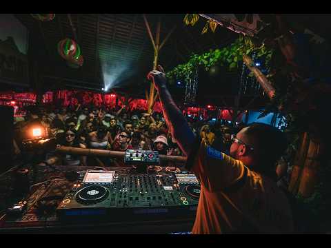 MichaelBM Live @ Lost Beach Club, Montañita, Ecuador (Flashback Mondays) LATIN TECH HOUSE AFTER SET