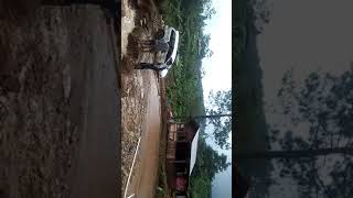 preview picture of video 'Longsor dan banjir bandang di pinus sukamakmur'