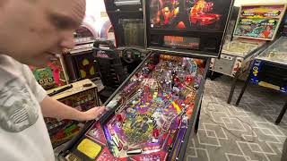 Cleaning The World's DIRTIEST Stern ELVIS Pinball Machine!