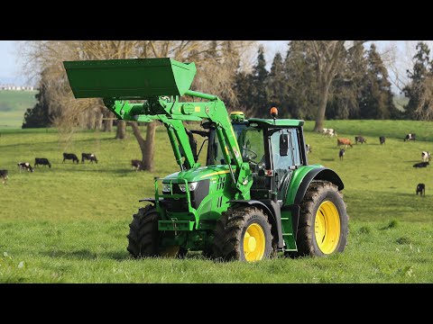 John Deere 6155M