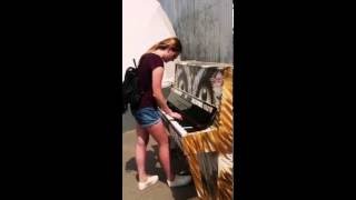 Street piano Odessa Ukraine  Ludovico Einaudi - Nightbook | уличное пианино Одесса Украина