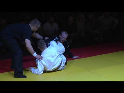 Macaco Branco Primates - 8 Man Tournament - Round 1 - Jarkko Hanninen vs. Raimo Posti