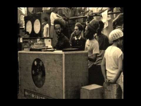 Gregory Isaacs & Freddie McGregor & Ninjaman - John Law (12" version)