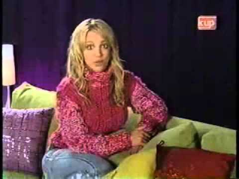 Britney Spears Hosting The Hook Up On MTV (RARE!)