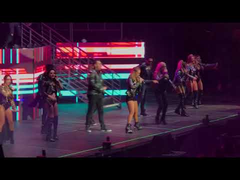 Fey ft OV7, JNS, Calo, Iran Castillo, The Sacados , Litzy- Muevelo  90s POP Tour 2018 Mcallen