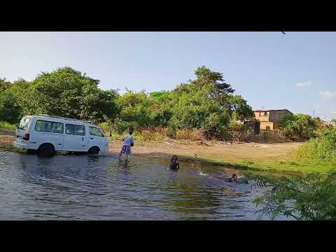 Pessoal vamos tomar banho no Rio carius Ceará é larva o bestinha 