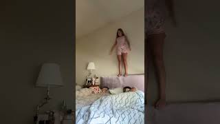 POV you wake up first at a sleepover #jacqueriley #trending #viral #funny #friends #cute 👯‍♀️💃🏼￼