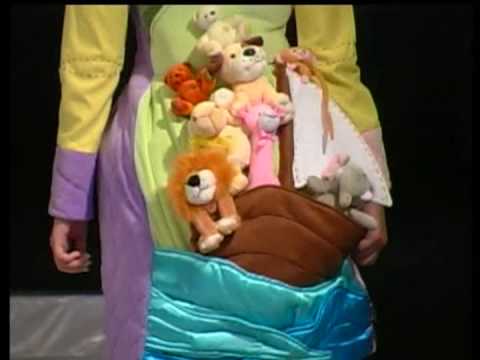 Desfile UDESC 2009 - GERMANISMOS - Mundos e Fundos: Carolina Puel