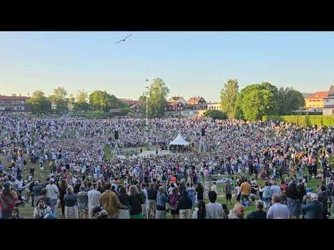 World's Largest Midsummer Celebration: Dancing Around the Maypole in Dalarna, Sweden