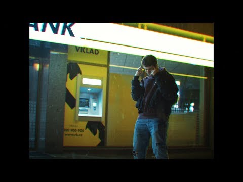 ČAJKOVSKI - SVĚTLA (OFFICIAL VIDEO)