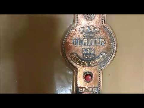 EXQUISITE Manually Controlled 1913 Otis Elevator #1 at Edificio Houlder in CABA, Argentina