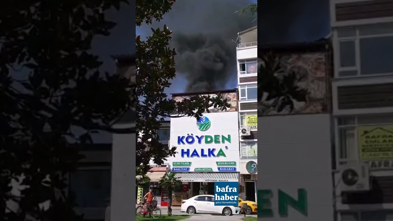 Cumhuriyet Meydanında Çatı Yangını