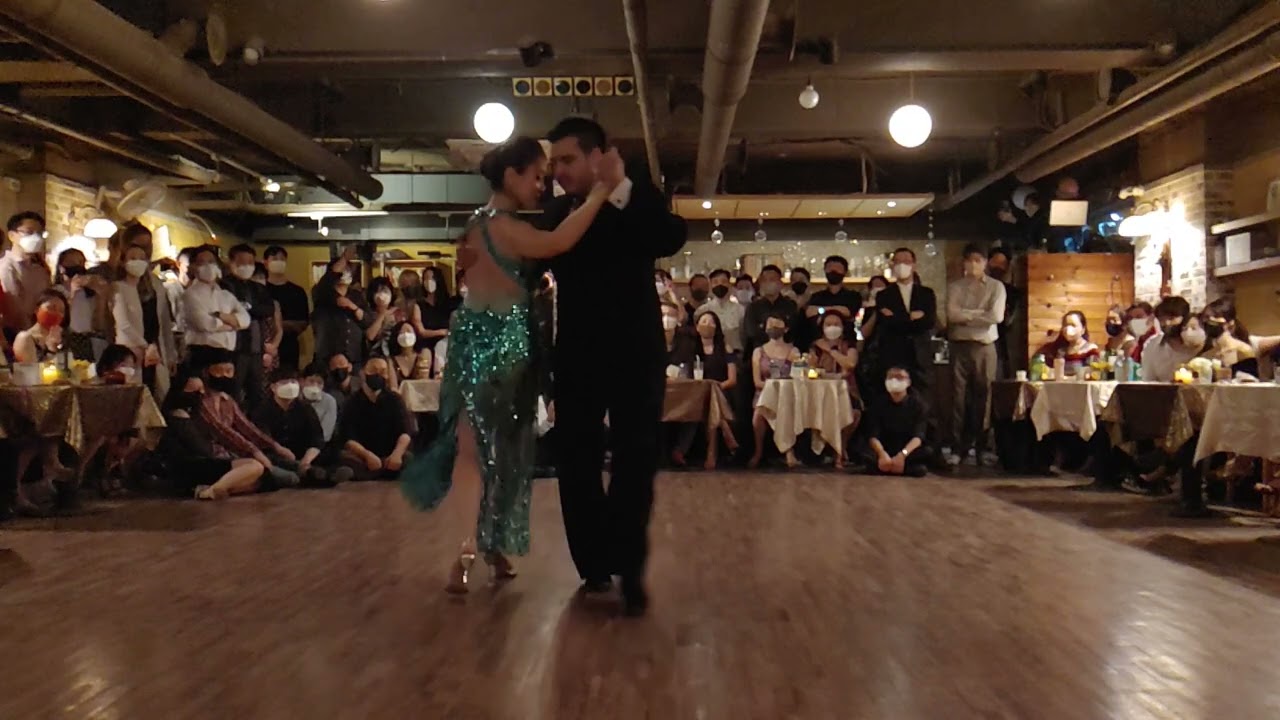 [Juan D'Arienzo, Alberto Echagüe - Mandria] 강미선 & & Ariel Taritolay