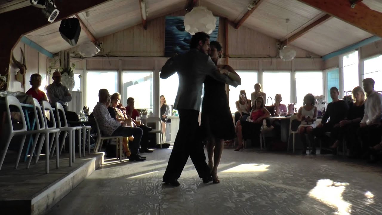 Damian Rosenthal & Vanessa Fatauros in Milonga La Cantina (1) "Verano Porteno" A.Troilo