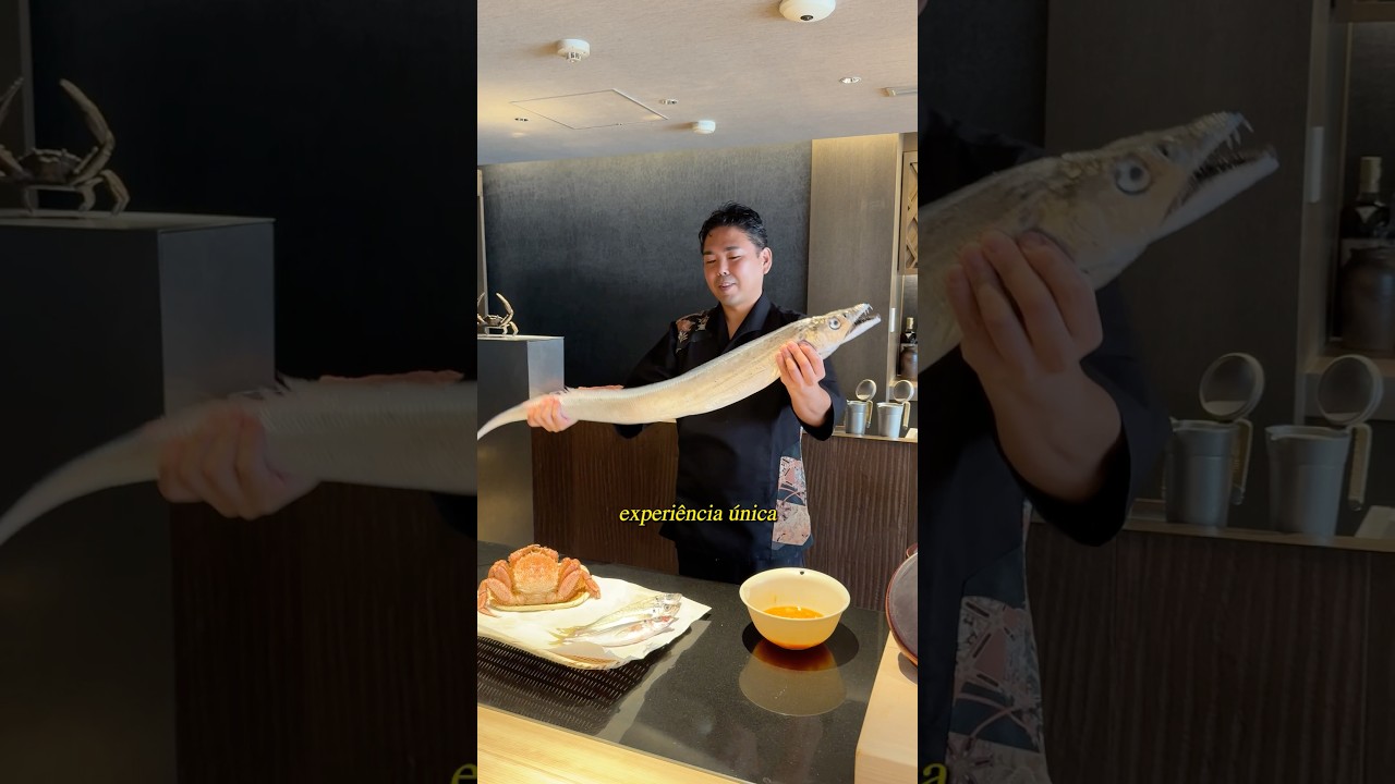 Comendo SUSHI no JAPÃO 🍣 #shorts