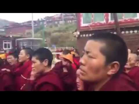 Monks and Nuns evicted from Larung Gar