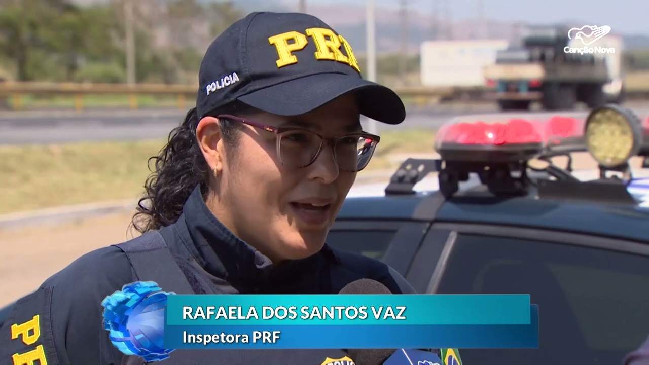 Polícia Rodoviária passa instruções para peregrinos em Aparecida