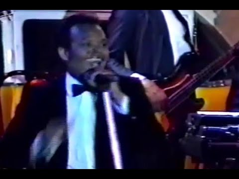 Eugene Church and the Fellows: "Pretty Girls Everywhere"  Live - 1991