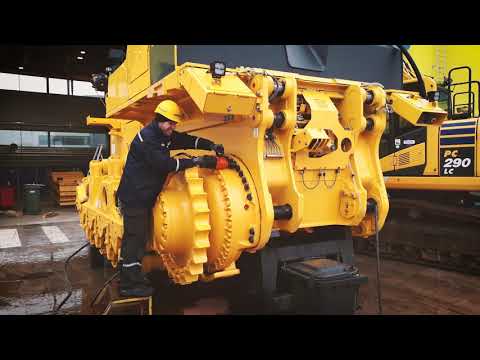 Komatsu D475A-8 Large Dozer: Arrival at the workshop in Estonia