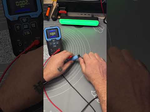 Розбираємо Акумулятор 18650 з захистом як там все виглядає #огляд #tools #kepivova