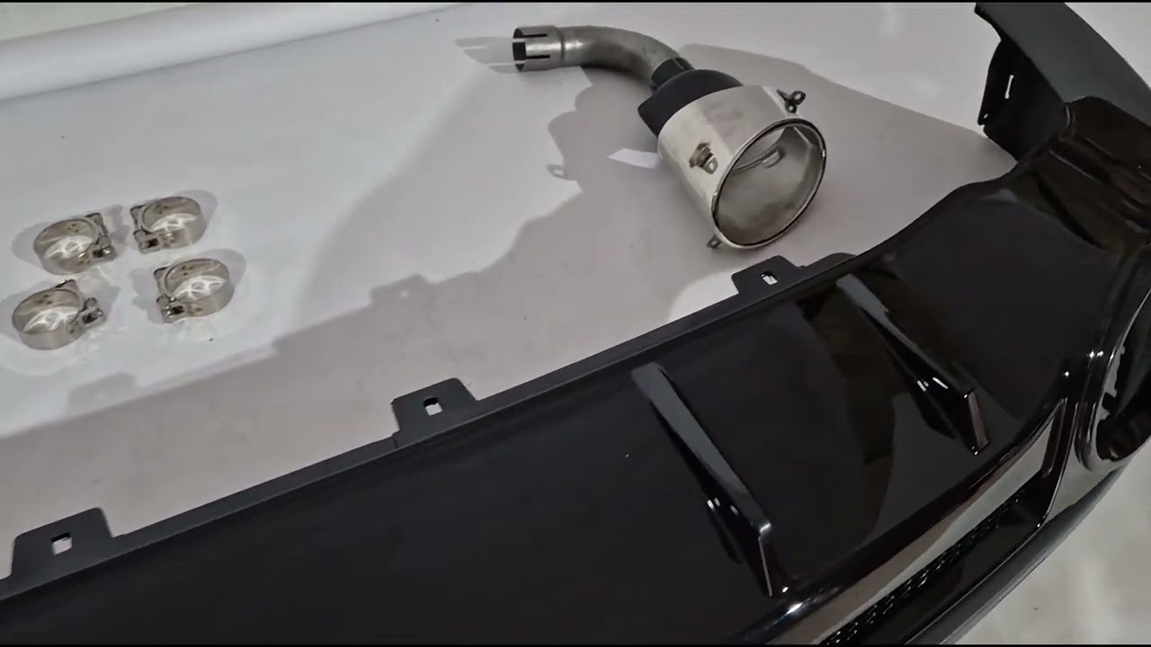 Audi Q5 2017–2025 Zadný difúzor SQ5-Style (2017-2020, s koncovkami výfuku a rozšíreniami lemov blatníkov) Video 1