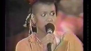 Bow Wow Wow Live MTV New Year&#39;s Eve Ball 31.12.81