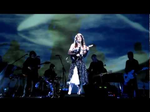 Turnê Marisa Monte "Verdade, Uma Ilusão - 2012" - Trecho da música "Ilusão"