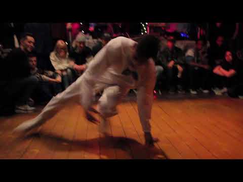 2U4U ANYO VS ALADDIN