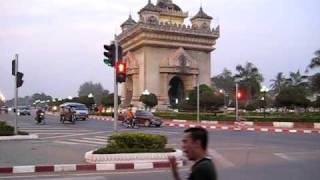 preview picture of video 'Timelapse on roundabout in Vientiane, Laos'