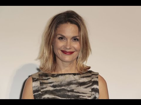 Barbara Schulz très embarra ssée par une scène nueLe cycliste du Paris Roubaix, Michael