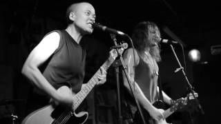 RVIVR - Change On Me (live)