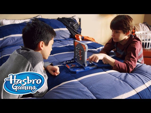 Vídeo relacionado con Hasbro Gaming Hundir la Flota Juego de Mesa Clásico, Juegos de Estrategia para Fiestas Familiares a Partir de 7 años, Divertido Juguete Infantil para 2 Jugadores