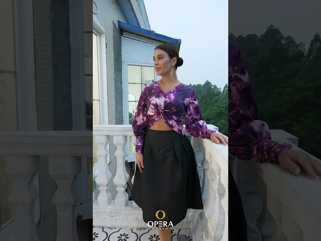 بلوزه مشجر اكمام طويلة زم اسفل الصدر لف