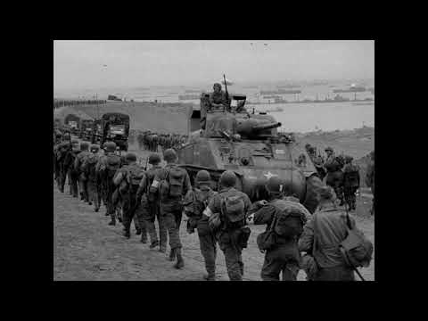 Powerful reinforcements disembark at OMAHA Beach on D plus 3 (9 June 1944)