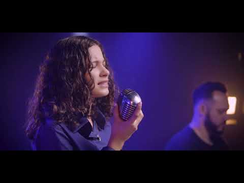 Gênesis à Apocalipse -Cover Nicolly Mira