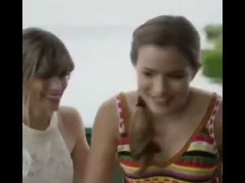 Willa Fitzgerald looking good in shorts 01