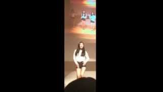 Fancam - Kim Yoo Jung (김유정) dance EXID's Up and Down [school festival, focus KYJ]]