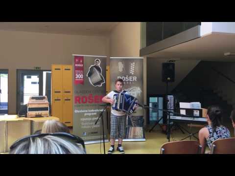 GLASBENI CENTER ROŠER - Učenec Brin Bračko (Lisička je prav zvita zver)