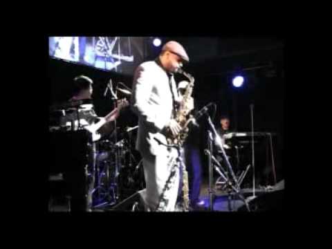Tony Spruill live performance 3