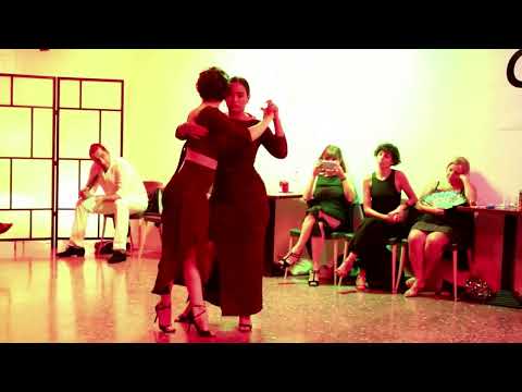 Corina Herrera e Inés Muzzopappa - Vieja Luna - Orquesta Carlos Di Sarli