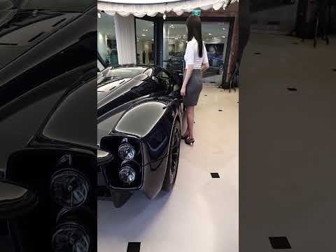 This Pagani Utopia Has a V12 AND a Manual! First Look at the RHD Australian Hypercar #PaganiUtopia