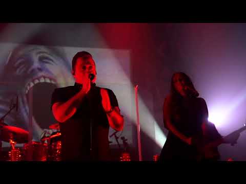 Comfortably Numb performed by The Ultimate Classic Rock Show