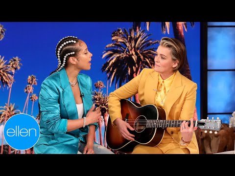 Alicia Keys & Brandi Carlile Perform 'A Beautiful Noise'