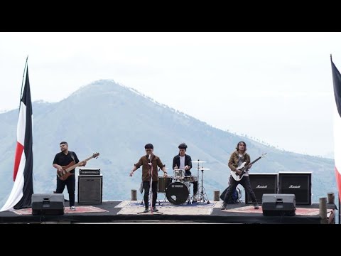 Viky Sianipar Ft. Alsant Nababan - Raja Isombaon - Official Video