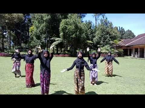 TARI KREASI KAREDOK LEUNCA Kelompok CAMALIA