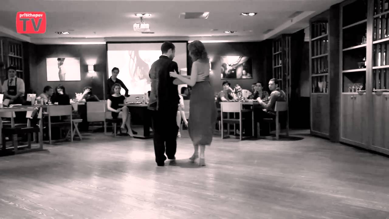 Alexander Krupnikov & Elizaveta Shkulanova, Moscow, Milonga "Braziliero", 14.12.2010 (2)