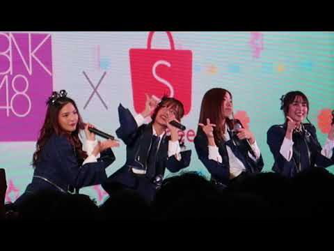 140618 BNK48 - คุกกี้เสี่ยงทาย งาน Exclusive Event BNK48 x Shopee @SHOW DC [FanCam]